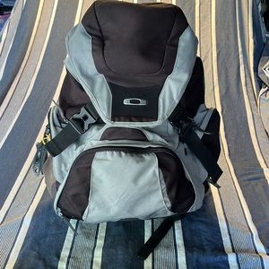 Oakley | Bags | Oakley Si Icon 2 